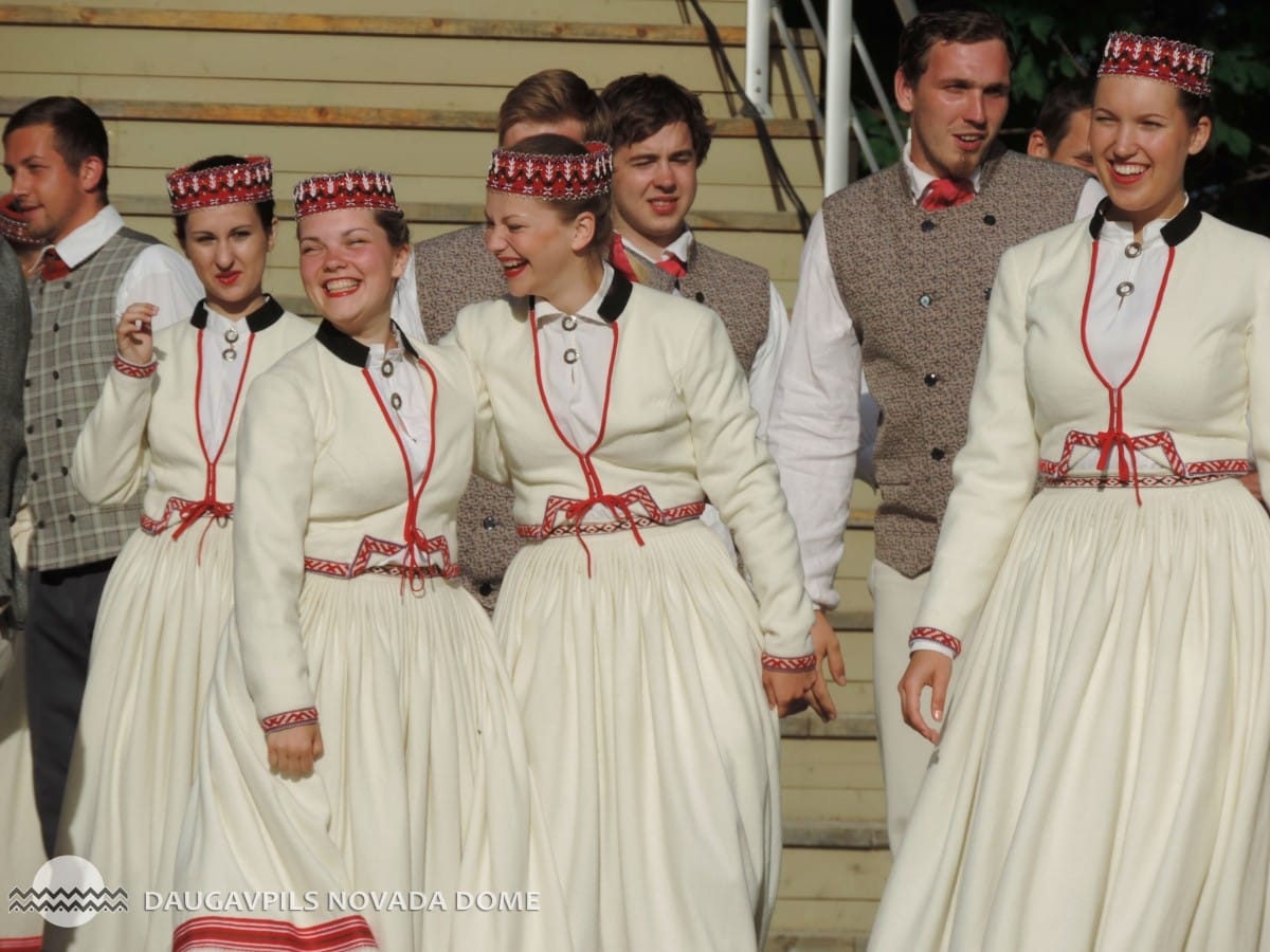 Latgales deju svētki „Večerinka Višķūs”