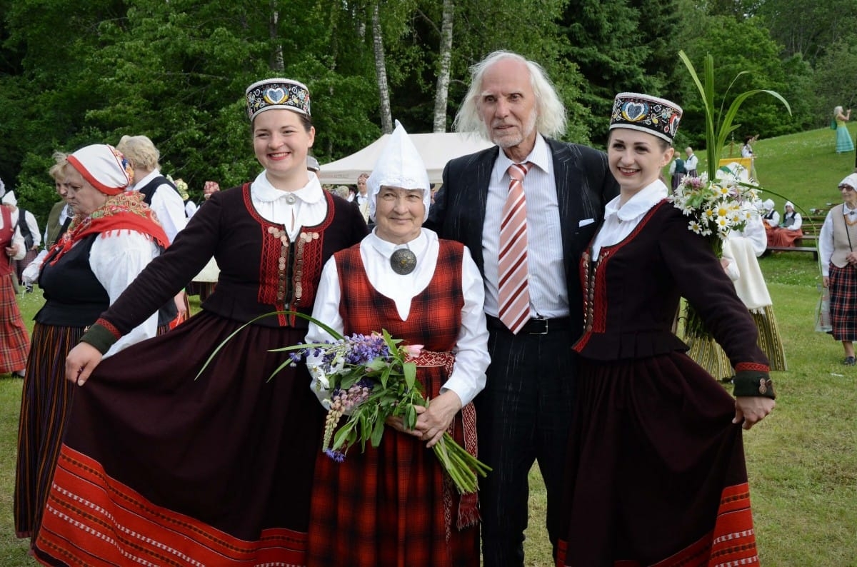 Latvijas senioru koru svētki "Trejdeviņi tēvu zemē"