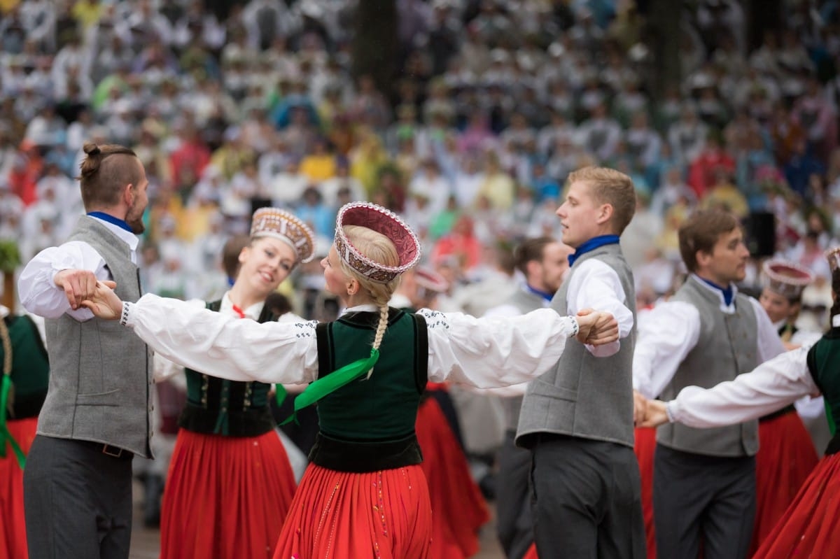 XXVI Vispārejo latviešu Dziesmu un XVI Deju svētku Ieskaņas koncerts Dikļos