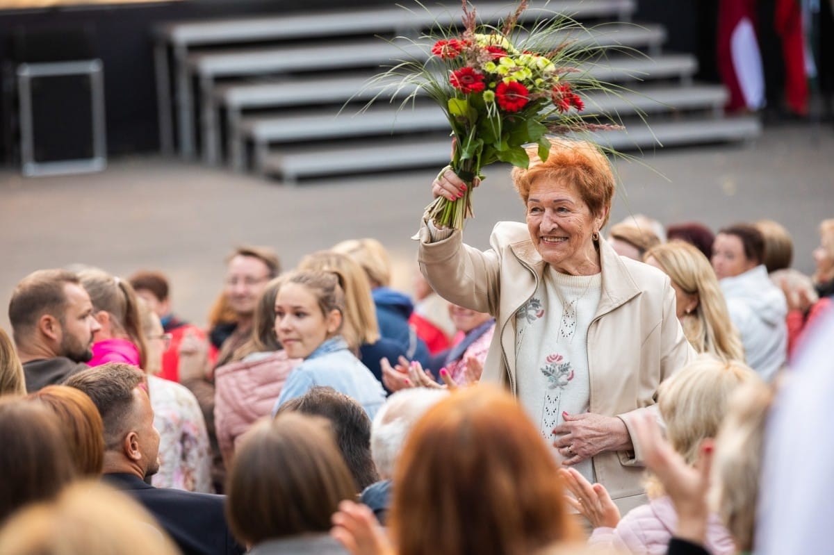 IX Starptautiskais tautas deju festivāls "Sudmaliņas" - Atklāšanas koncerts "Aiz deviņām jūrām, aiz deviņiem kalniem"