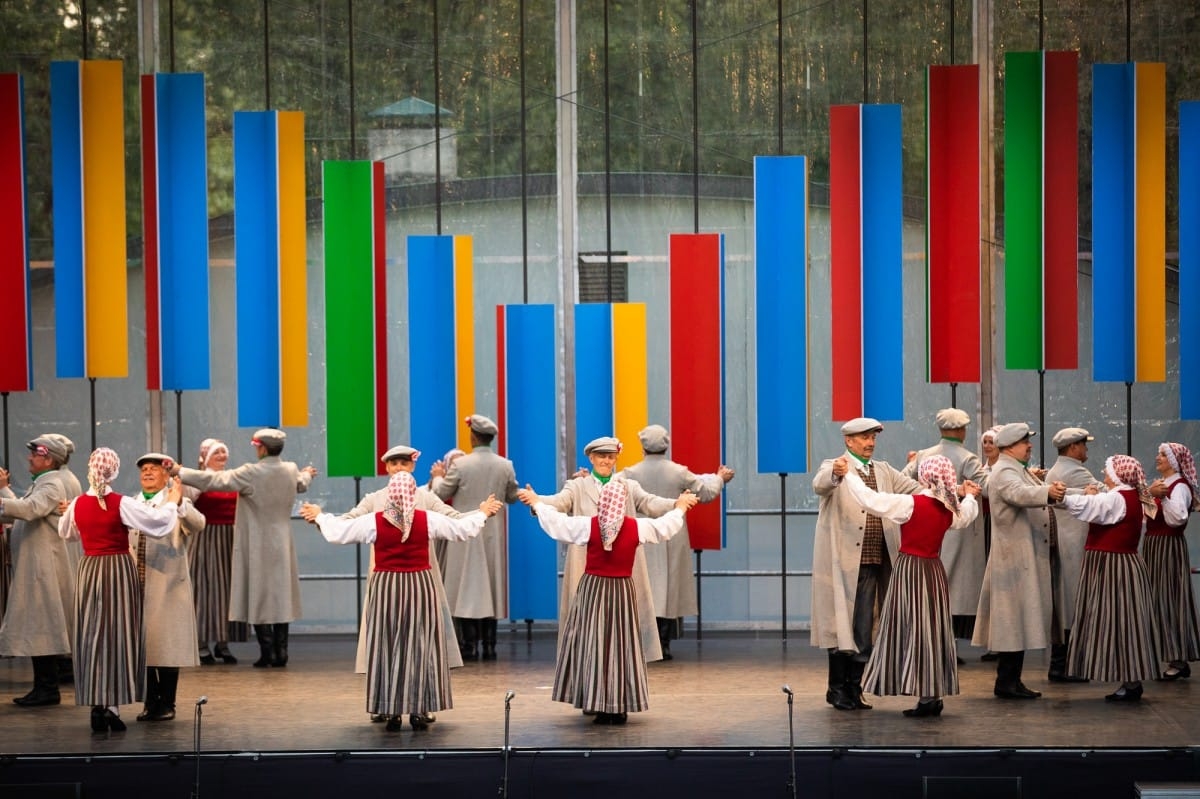 IX Starptautiskais tautas deju festivāls "Sudmaliņas" - Atklāšanas koncerts "Aiz deviņām jūrām, aiz deviņiem kalniem"