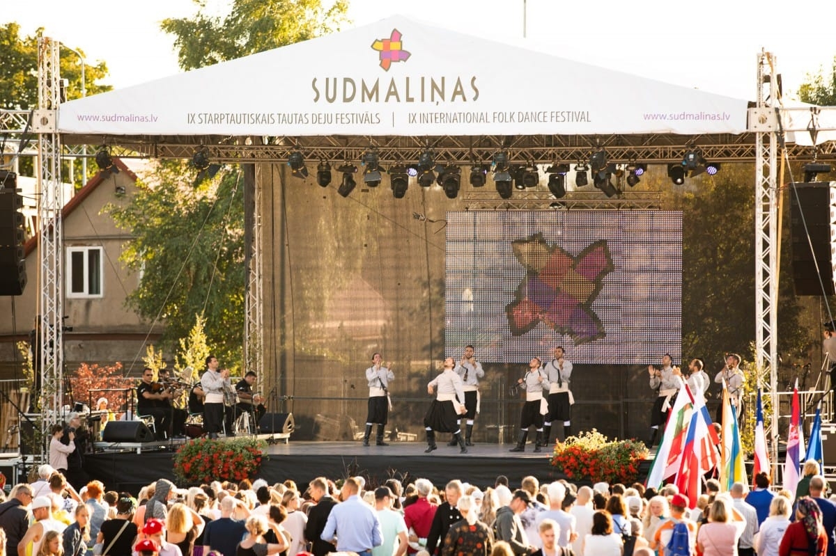 IX Starptautiskā tautas deju festivāla "Sudmaliņas" noslēguma koncerts Liepājā