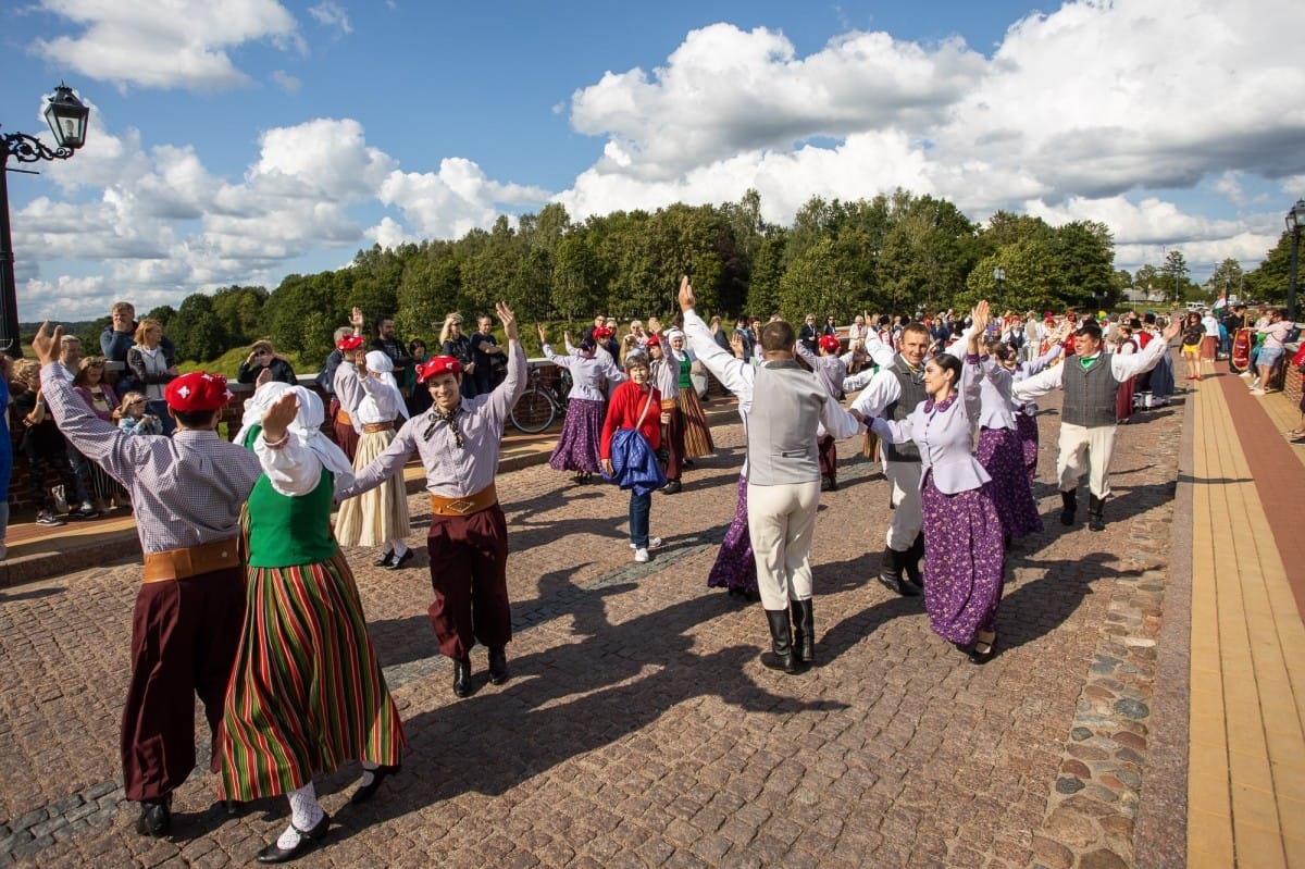 IX Starptautiskais tautas deju festivāls "Sudmaliņas" - Novadu diena Kuldīgā