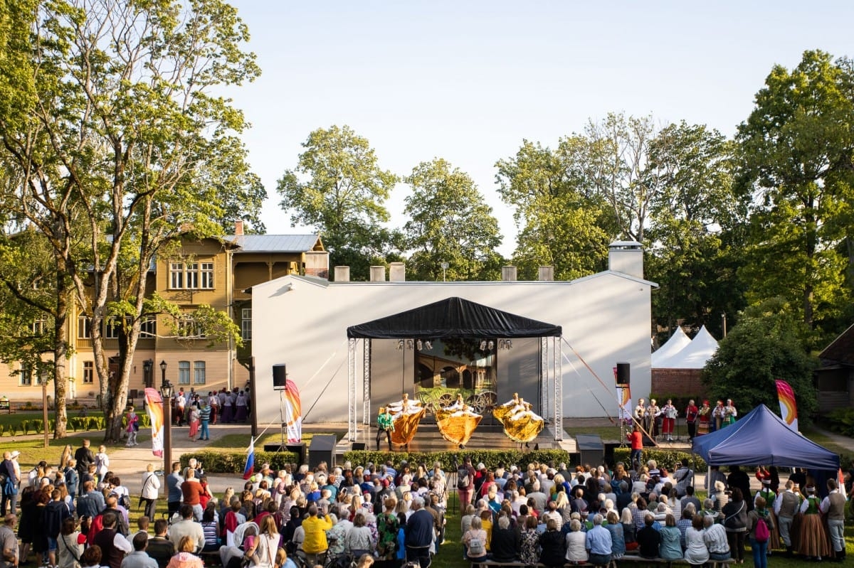 IX Starptautiskais tautas deju festivāls "Sudmaliņas" - Novadu diena Kuldīgā