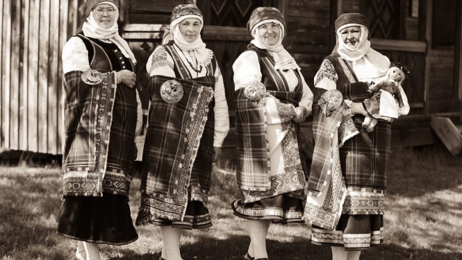 Izstādes "Piecgarša" foto