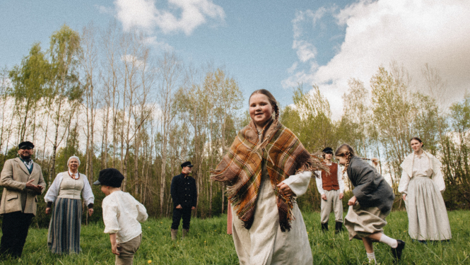 Baltica festivāla gaidās folkloras dalībnieku foto