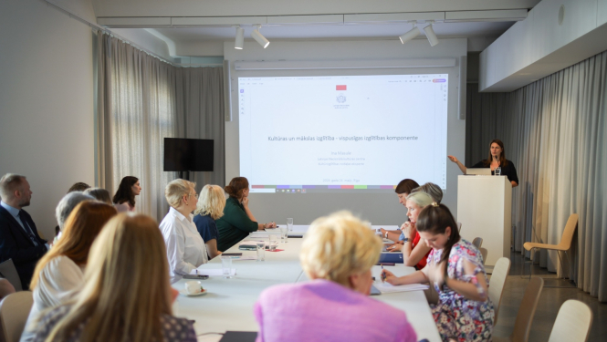 UNESCO kultūras un mākslas izglītībai veltīta sanāksme