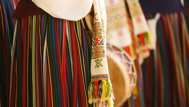 Tautas tērpi tuvplānā