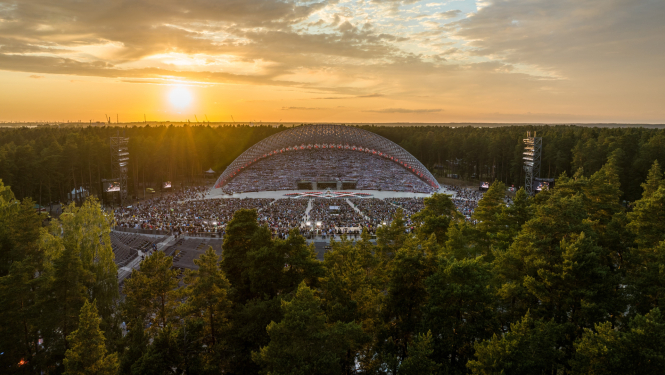 Dziesmu svētku estrāde