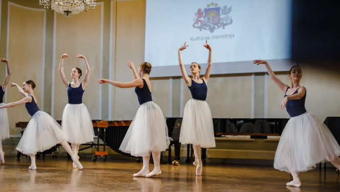 KM apbalvojuma ceremonijā 2024. gadā baleta skolas priekšnesums