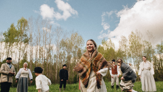 Baltica festivāla gaidās folkloras dalībnieku foto