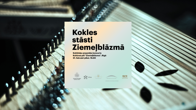 Koncertkokles tuvplāns. Mūzikas instruments izgaismots zaļā krāsā.