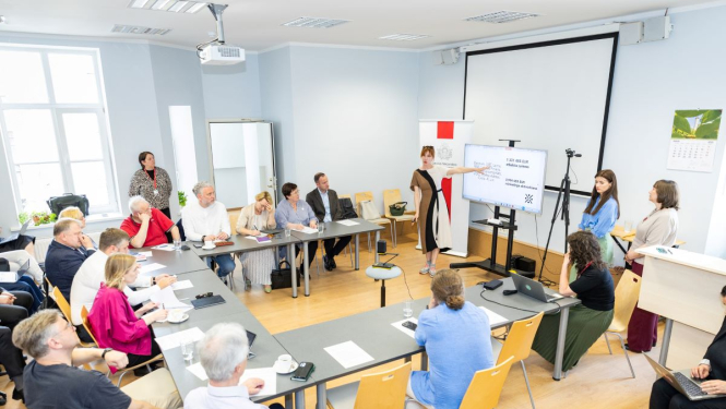 Dziesmu un deju svētku padomes sēde