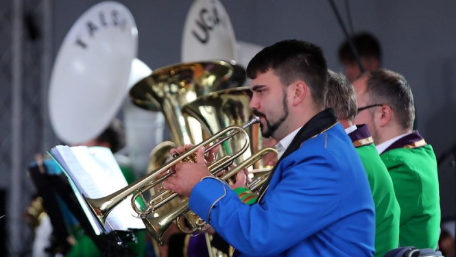 Pūtēju orķestru svētki Rojas brīvdabas estrādē