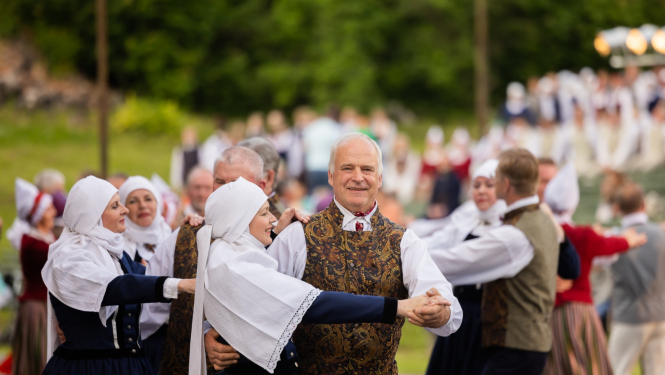Senioru deju kolektīvs