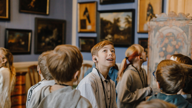 Rundāles pils iepazīšana programmā "Latvijas skolas soma". Foto: Kaspars Teilāns