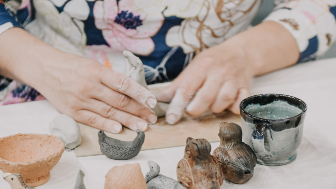 Satiec savu meistaru