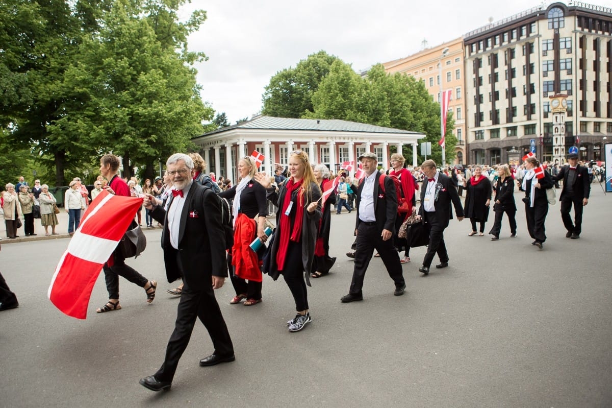 VIII Ziemeļu un Baltijas valstu Dziesmu svētku dalībnieku gājiens