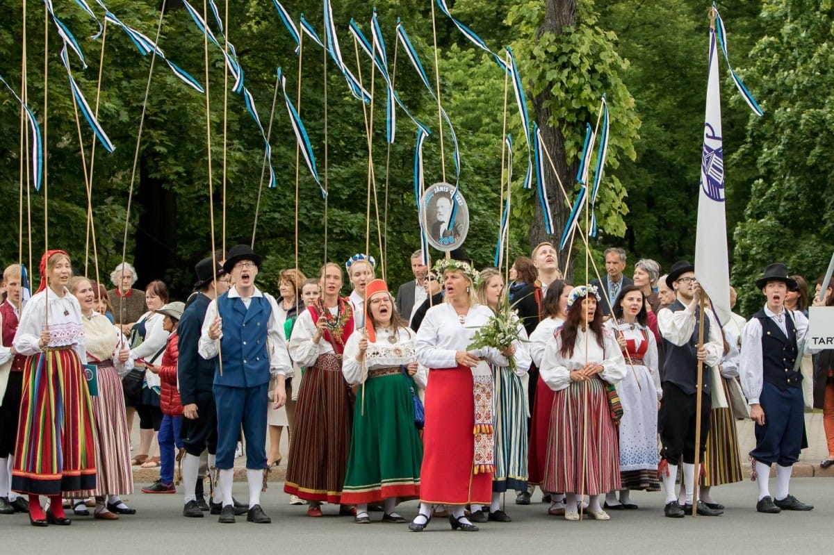 VIII Ziemeļu un Baltijas valstu Dziesmu svētku dalībnieku gājiens