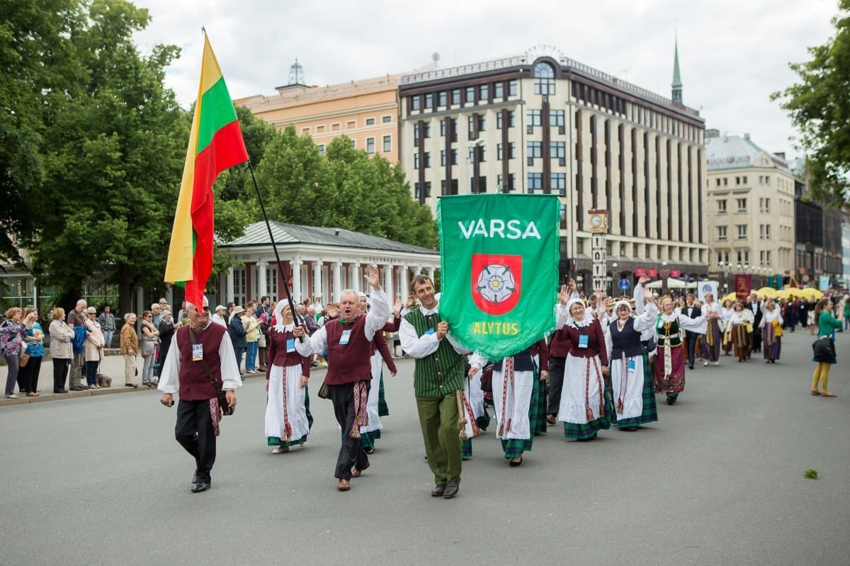 VIII Ziemeļu un Baltijas valstu Dziesmu svētku dalībnieku gājiens