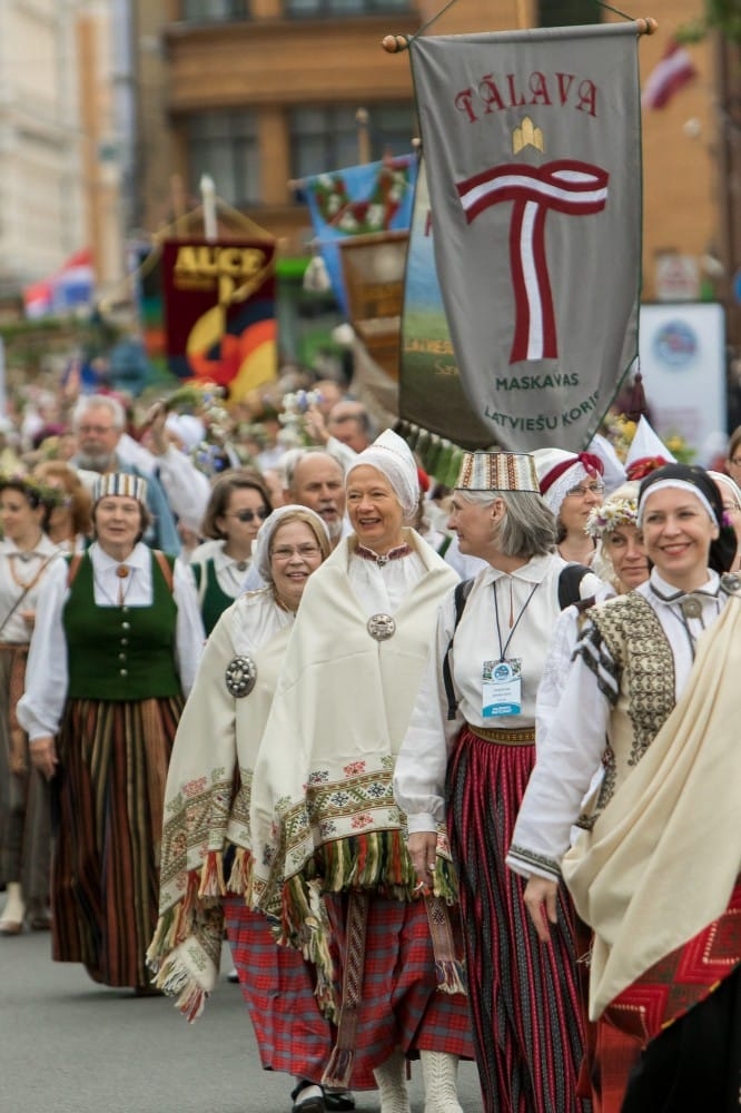 VIII Ziemeļu un Baltijas valstu Dziesmu svētku dalībnieku gājiens