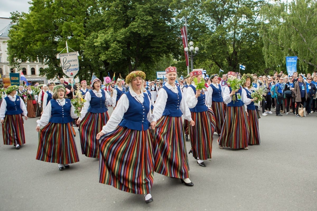 VIII Ziemeļu un Baltijas valstu Dziesmu svētku dalībnieku gājiens