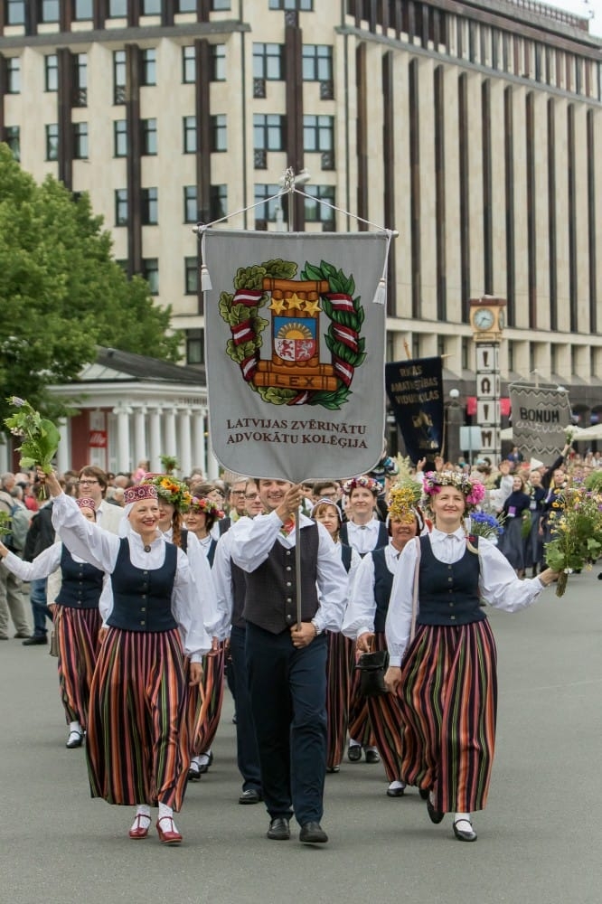 VIII Ziemeļu un Baltijas valstu Dziesmu svētku dalībnieku gājiens