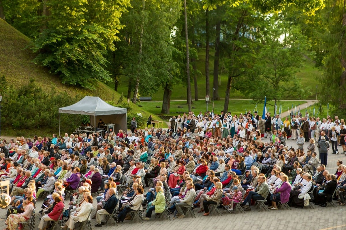 Koncerts Cēsu Pils parka estrādē