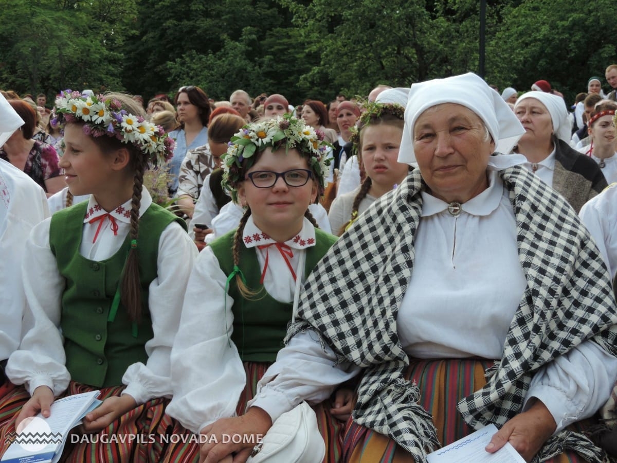 Latgales deju svētki „Večerinka Višķūs”