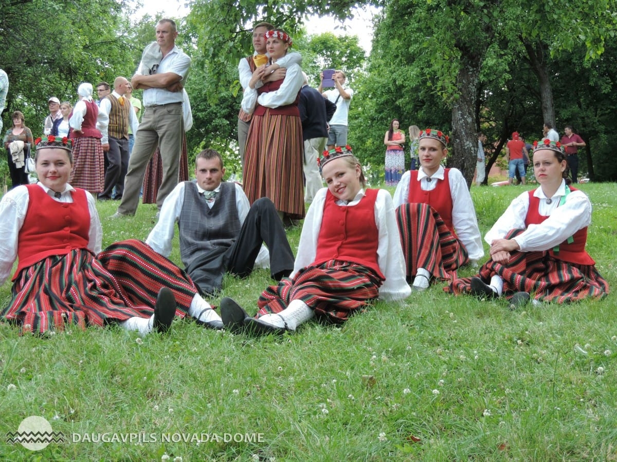 Latgales deju svētki „Večerinka Višķūs”