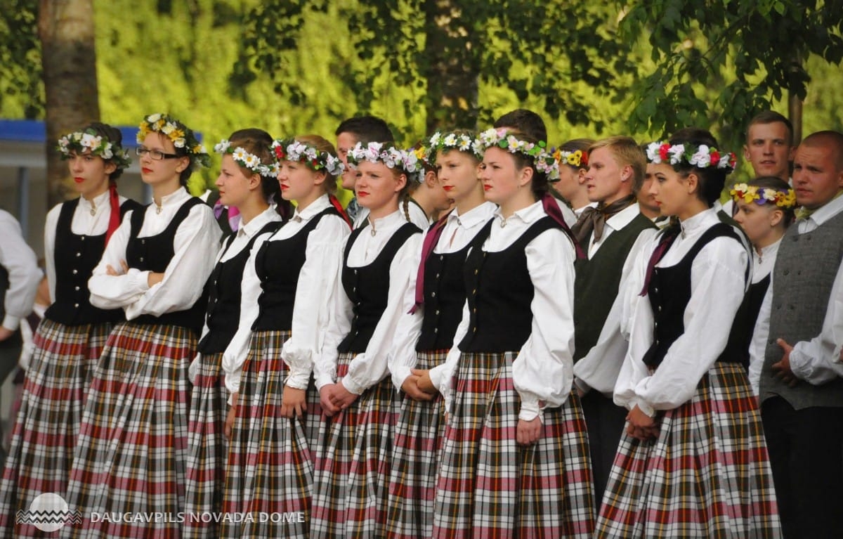 Latgales deju svētki „Večerinka Višķūs”