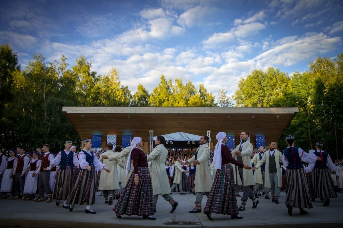 Latgales deju svētki „Večerinka Višķūs”