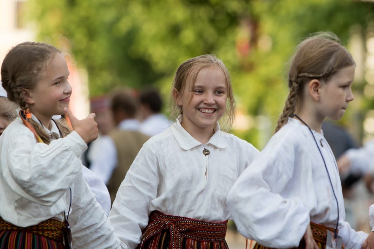 Danči Brīvības pieminekļa laukumā - "Baltica 2015"