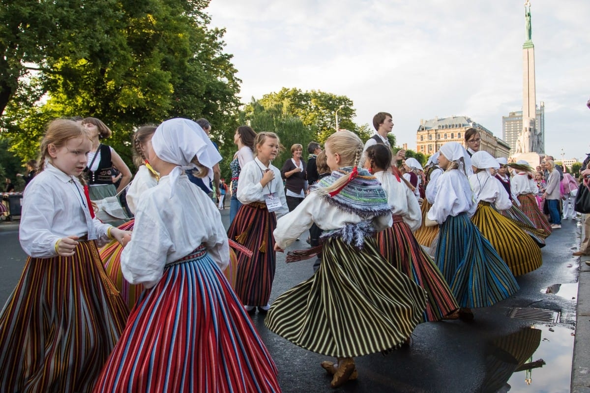 Danči Brīvības pieminekļa laukumā - "Baltica 2015"