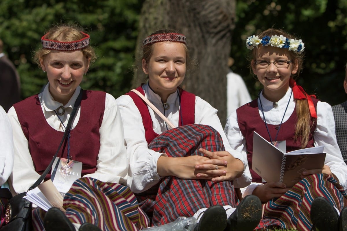 "Baltica 2015" Novadu sadziedāšanās Rīgā / Communal Singing from the regions in Riga