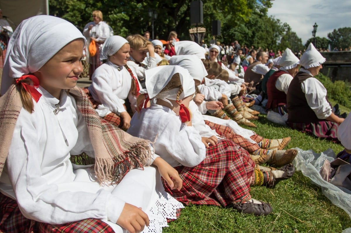 "Baltica 2015" Novadu sadziedāšanās Rīgā / Communal Singing from the regions in Riga