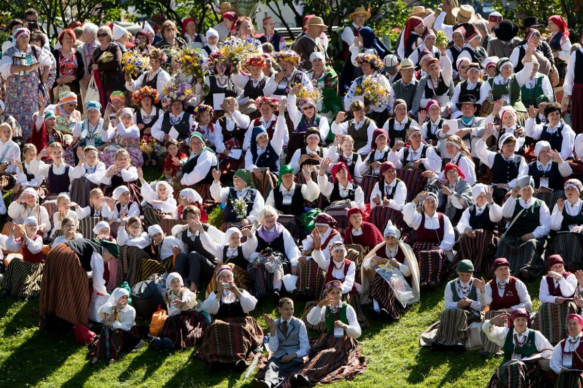 "Baltica 2015" Novadu sadziedāšanās Rīgā / Communal Singing from the regions in Riga