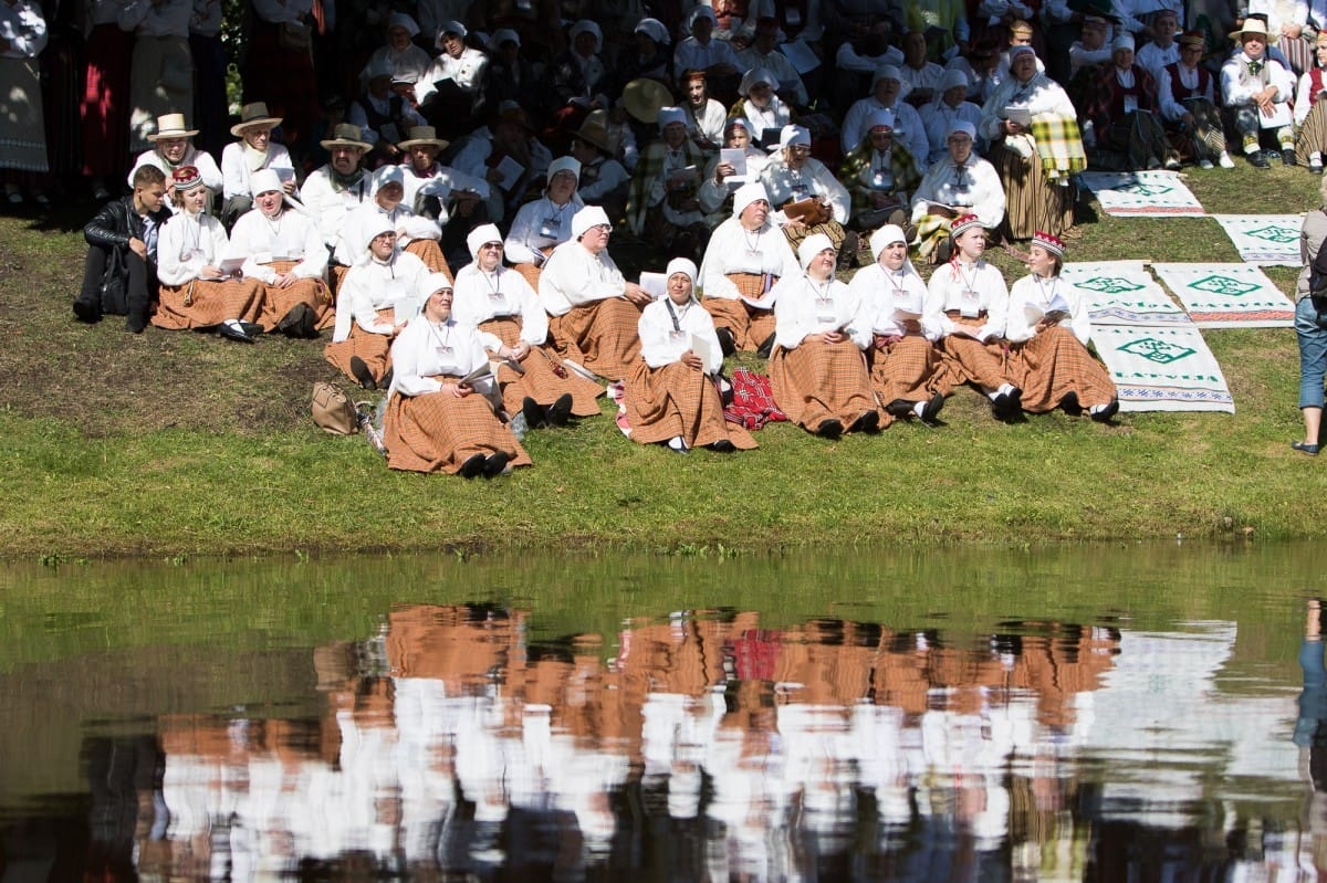 "Baltica 2015" Novadu sadziedāšanās Rīgā / Communal Singing from the regions in Riga