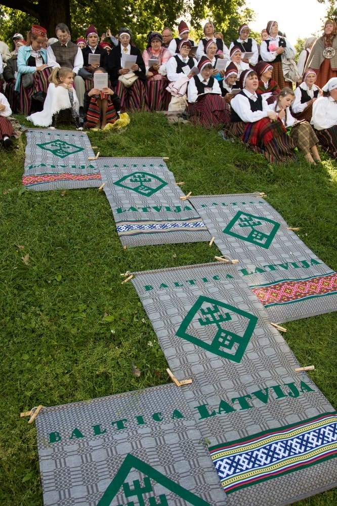 "Baltica 2015" Novadu sadziedāšanās Rīgā / Communal Singing from the regions in Riga