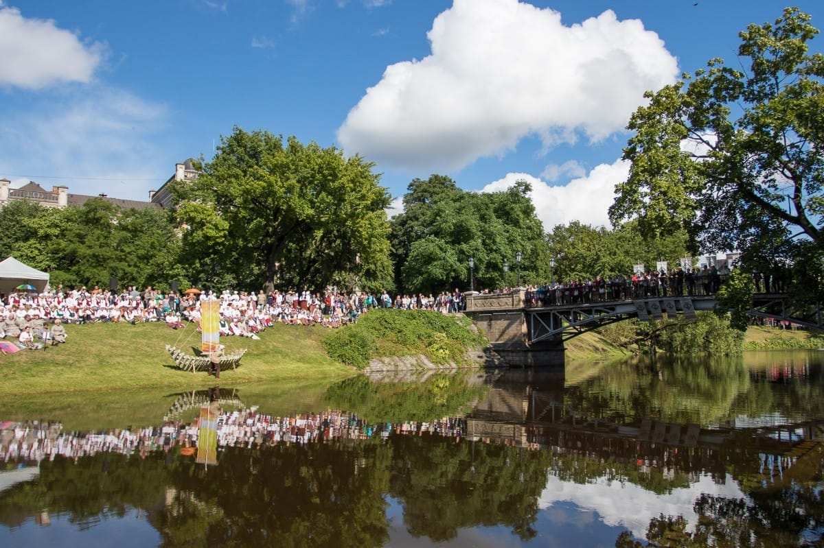 "Baltica 2015" Novadu sadziedāšanās Rīgā / Communal Singing from the regions in Riga