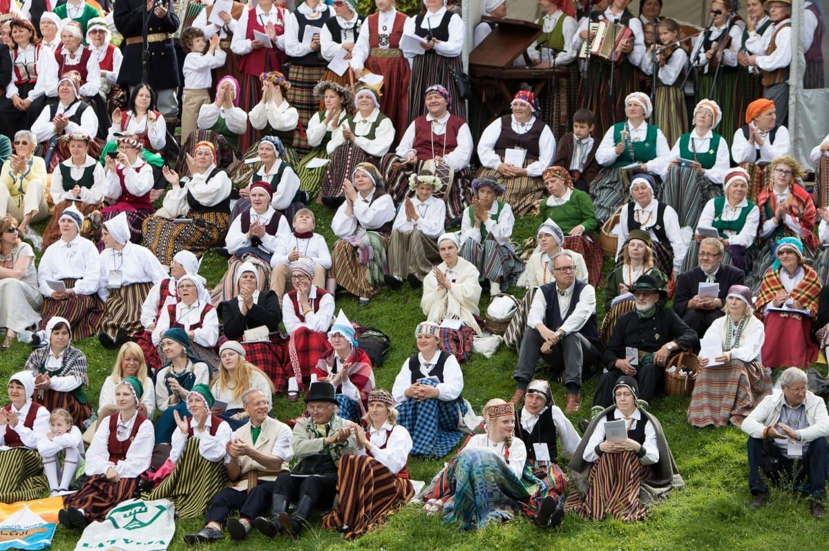 "Baltica 2015" Novadu sadziedāšanās Rīgā / Communal Singing from the regions in Riga
