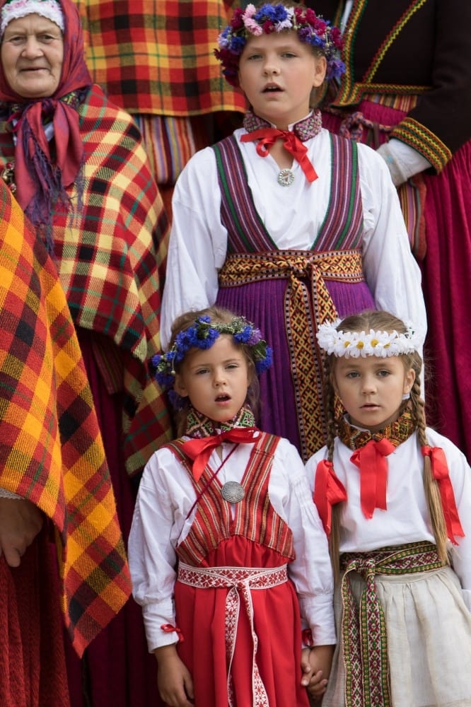 Izstādes "Mūsu mantojums atklāšana" / Opening of Latvian folk costume exhibition "Heritage"