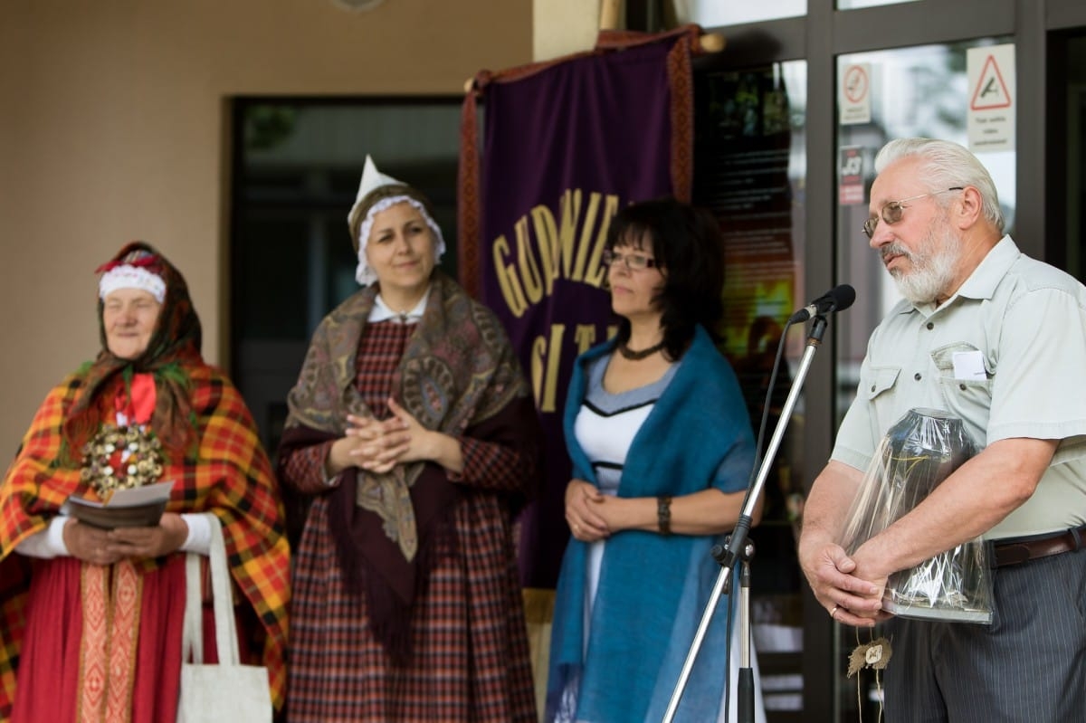 Izstādes "Mūsu mantojums atklāšana" / Opening of Latvian folk costume exhibition "Heritage"