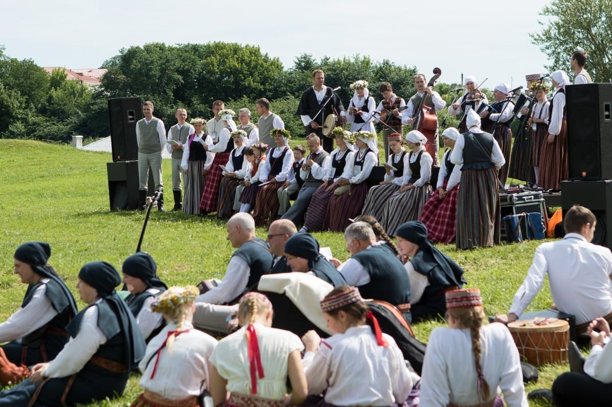 "Baltica 2015" Novadu sadziedāšanās Rēzeknē / Communal singing from the regions