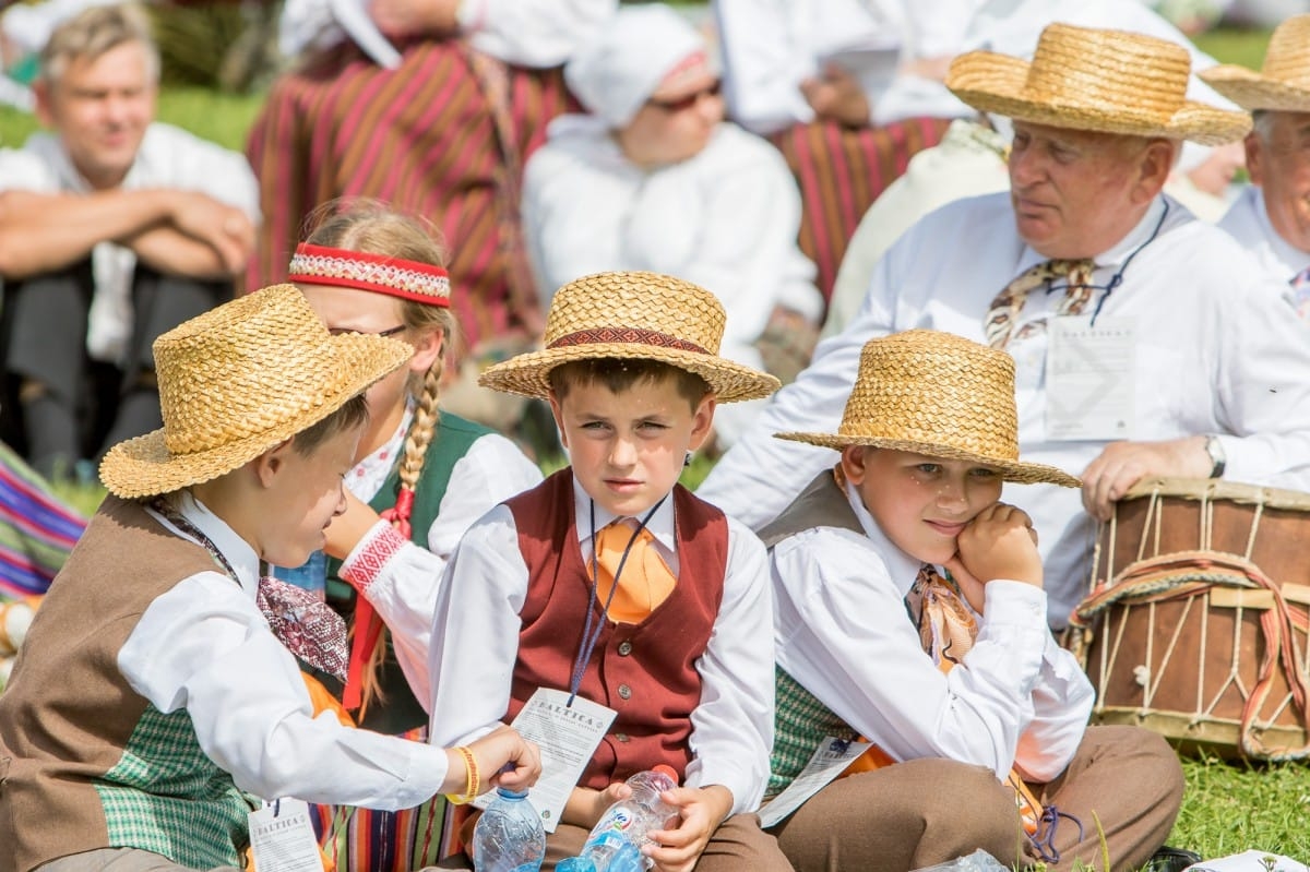 "Baltica 2015" Novadu sadziedāšanās Rēzeknē / Communal singing from the regions