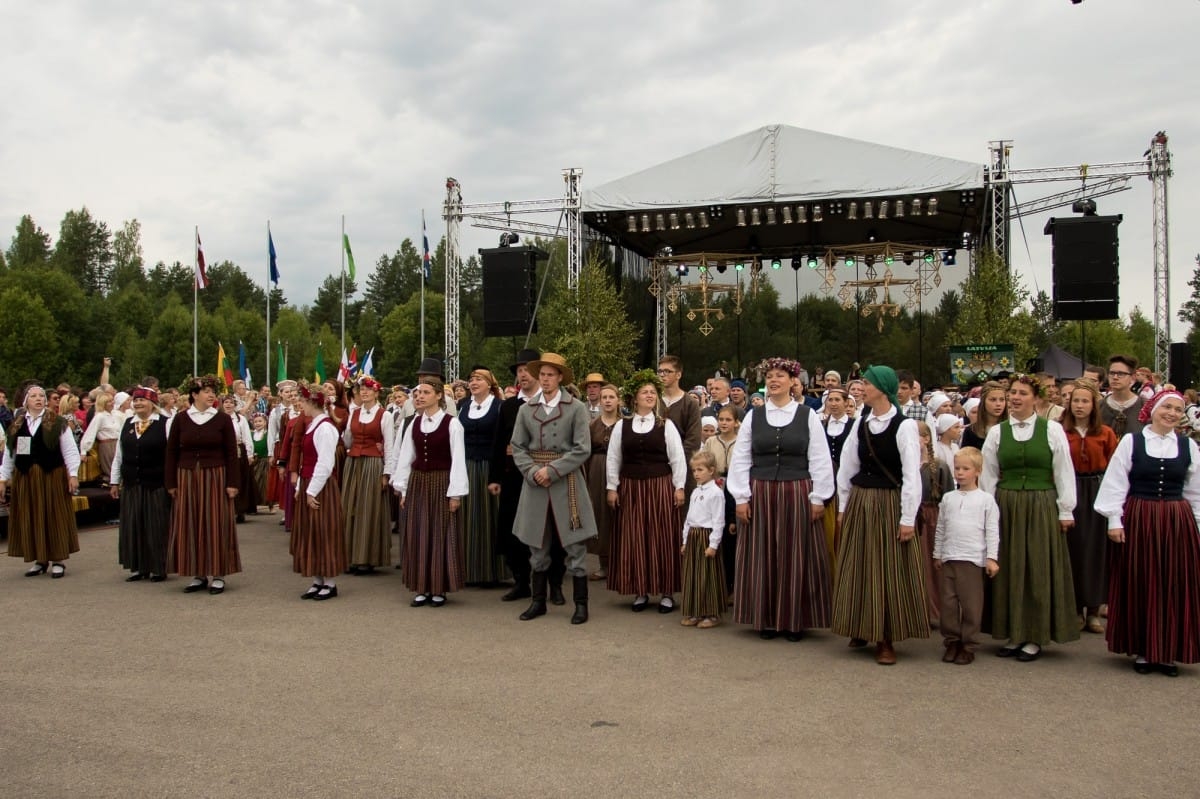 Festivāla "Baltica 2015" Dižkoncerts - "Četru tāvu bagateiba" / Festival Grand Concert "The Riches of our fathers"