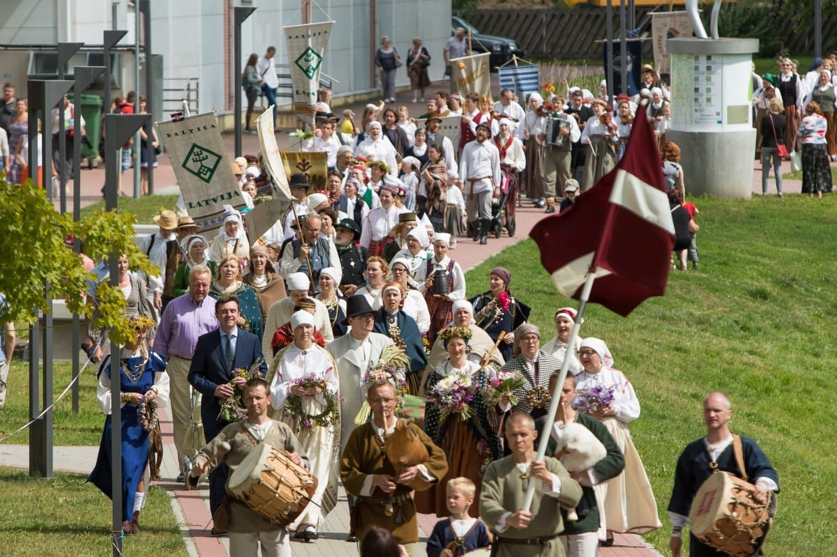 "Baltica 2015" gājiens Rēzeknē / "Baltica 2015" participants' procession