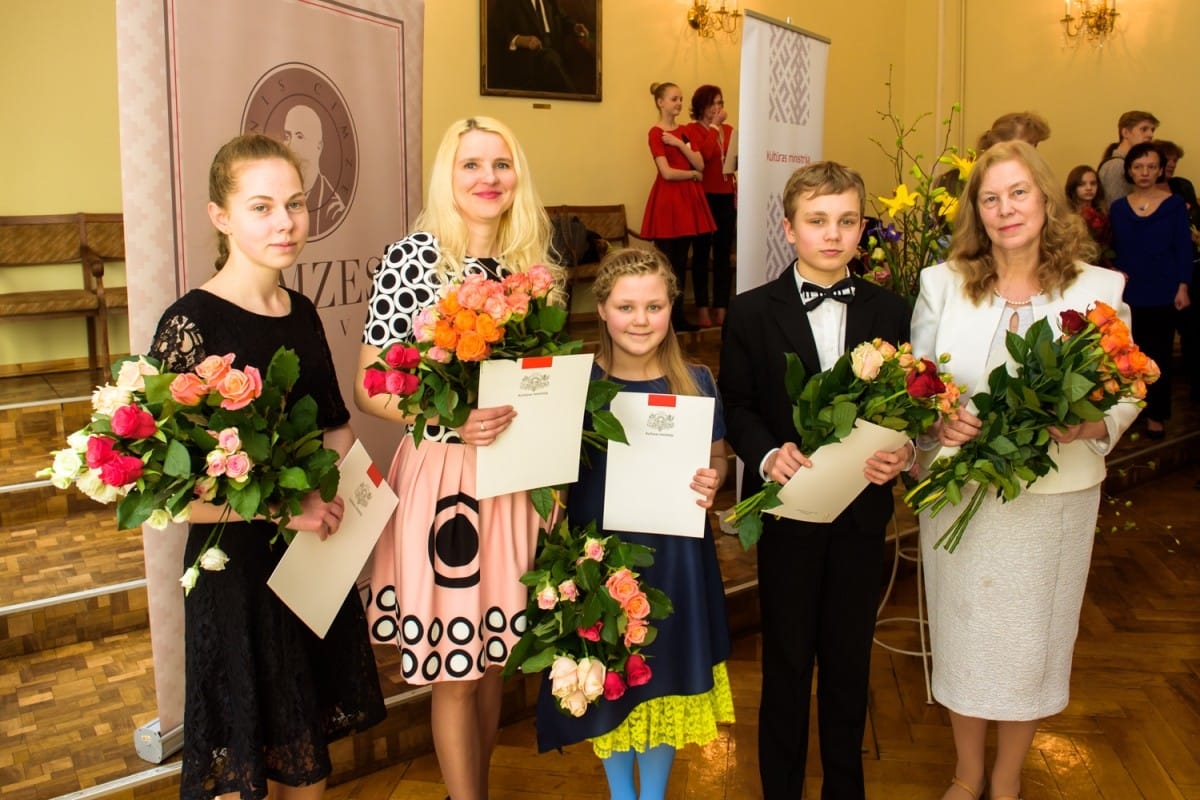 Kultūras ministrijas apbalvojuma un Cimzes balvas pasniegšanas ceremonija