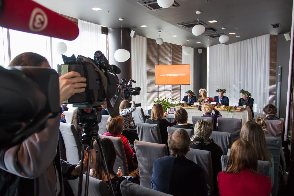 Preses konference par Swedbank atbalstu Dziesmu un deju svētku kustībai