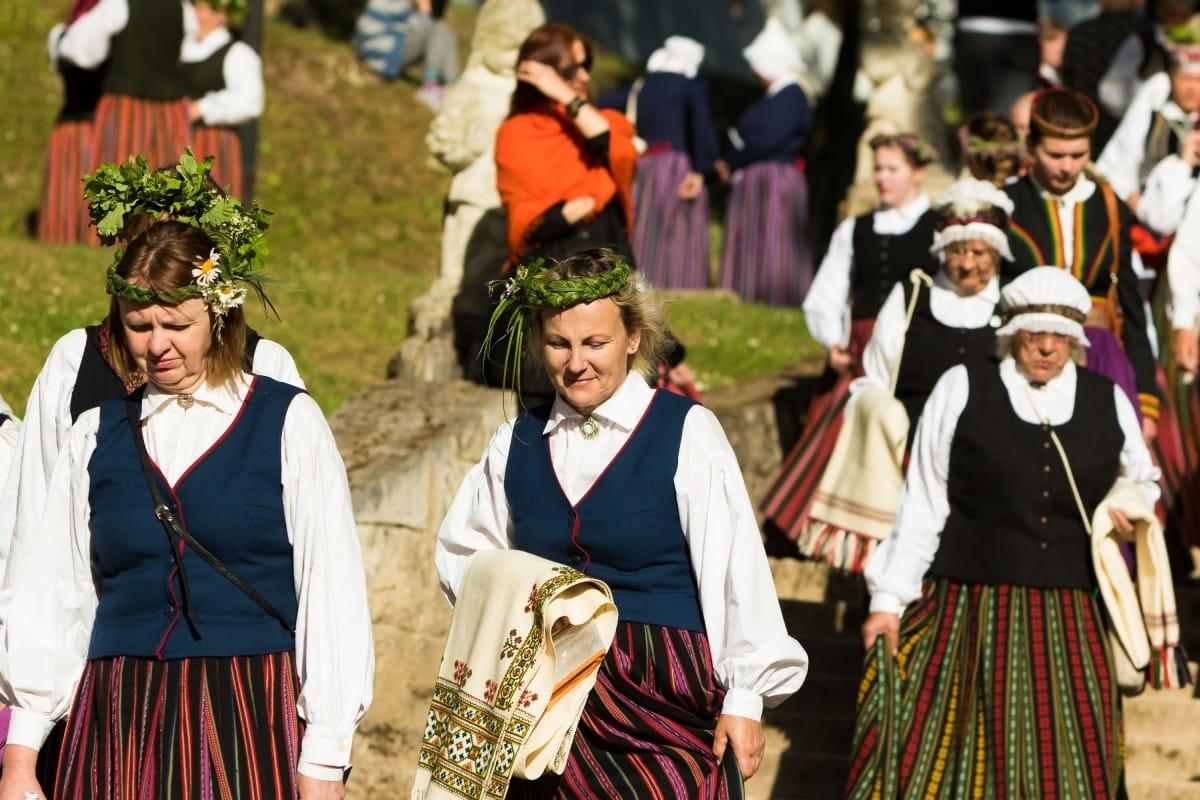 Latvijas sieviešu un vīru koru salidojums